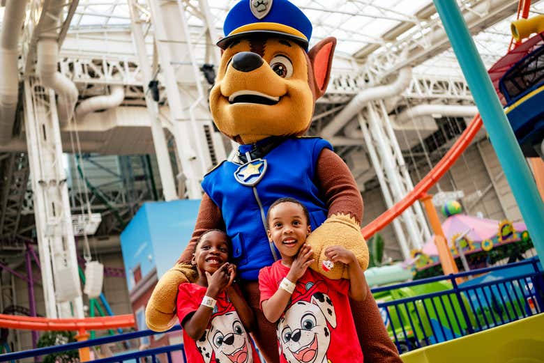 Come on this day trip to Nickelodeon Universe
