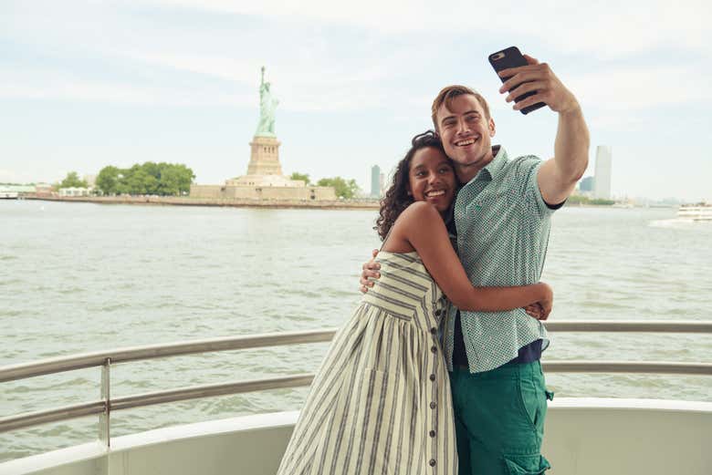 Take a selfie in New York!
