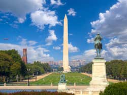 Visit Washington's monuments