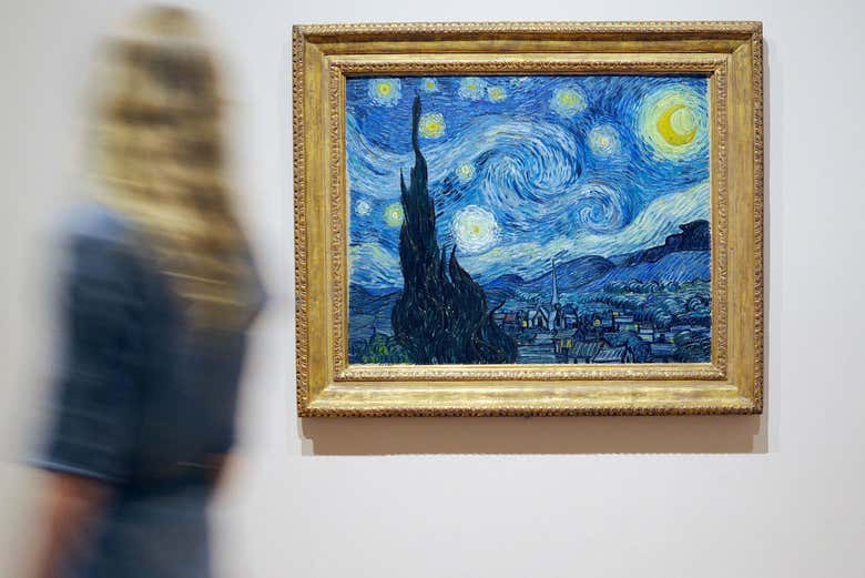 Lose yourselves in the colors of Van Gogh's art