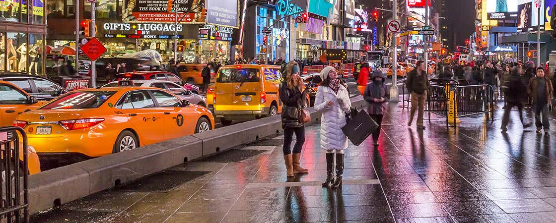 Guide To Shopping In New York: From 5th Ave To Chinatown - Teletext Holidays