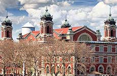 New York Travel Guide