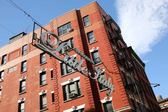 Chinatown, Little Italy & Soho Walking Tour
